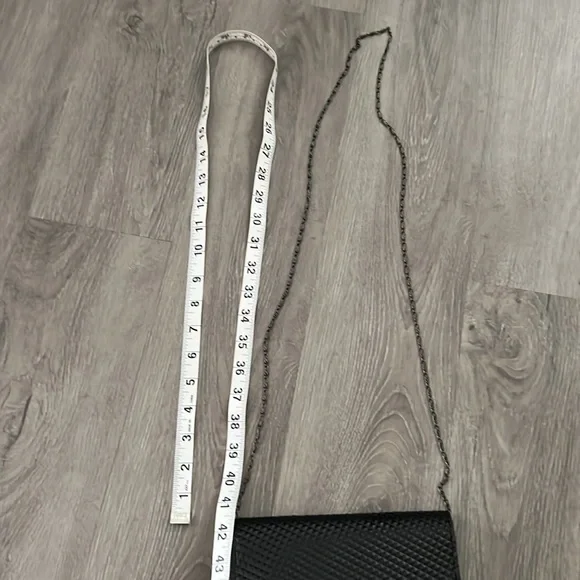 Neiman Marcus bag 🖤 - Picture 8 of 8